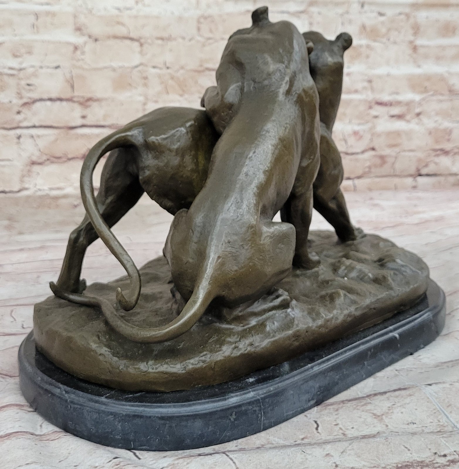 Hot Cast Wildlife Sculpture: Charles Valton`s Signed Bronze Mountain Lion Statue