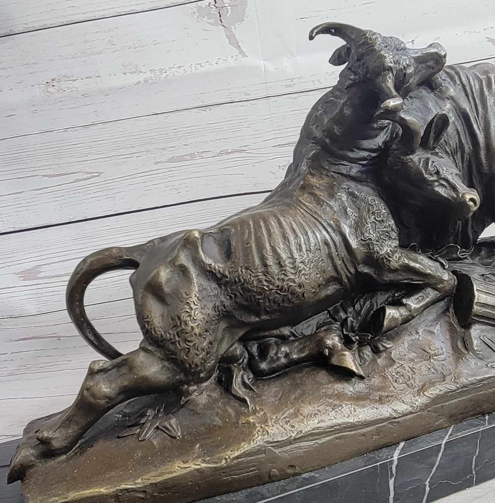 Hot Cast Bronze Figurine: Large Clesinger Fighting Bulls Sculpture, Artwork from Spain