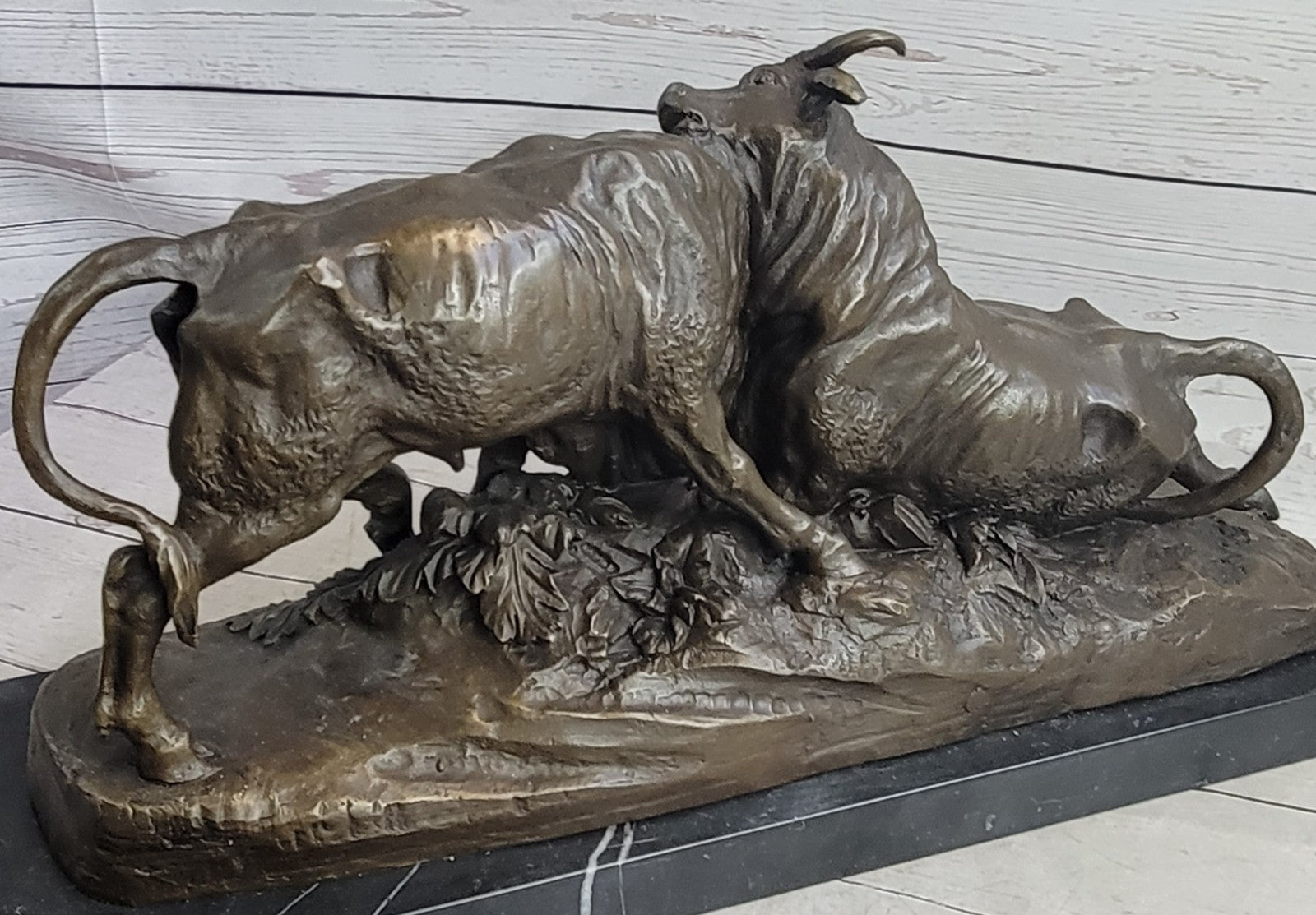 Hot Cast Bronze Figurine: Large Clesinger Fighting Bulls Sculpture, Artwork from Spain