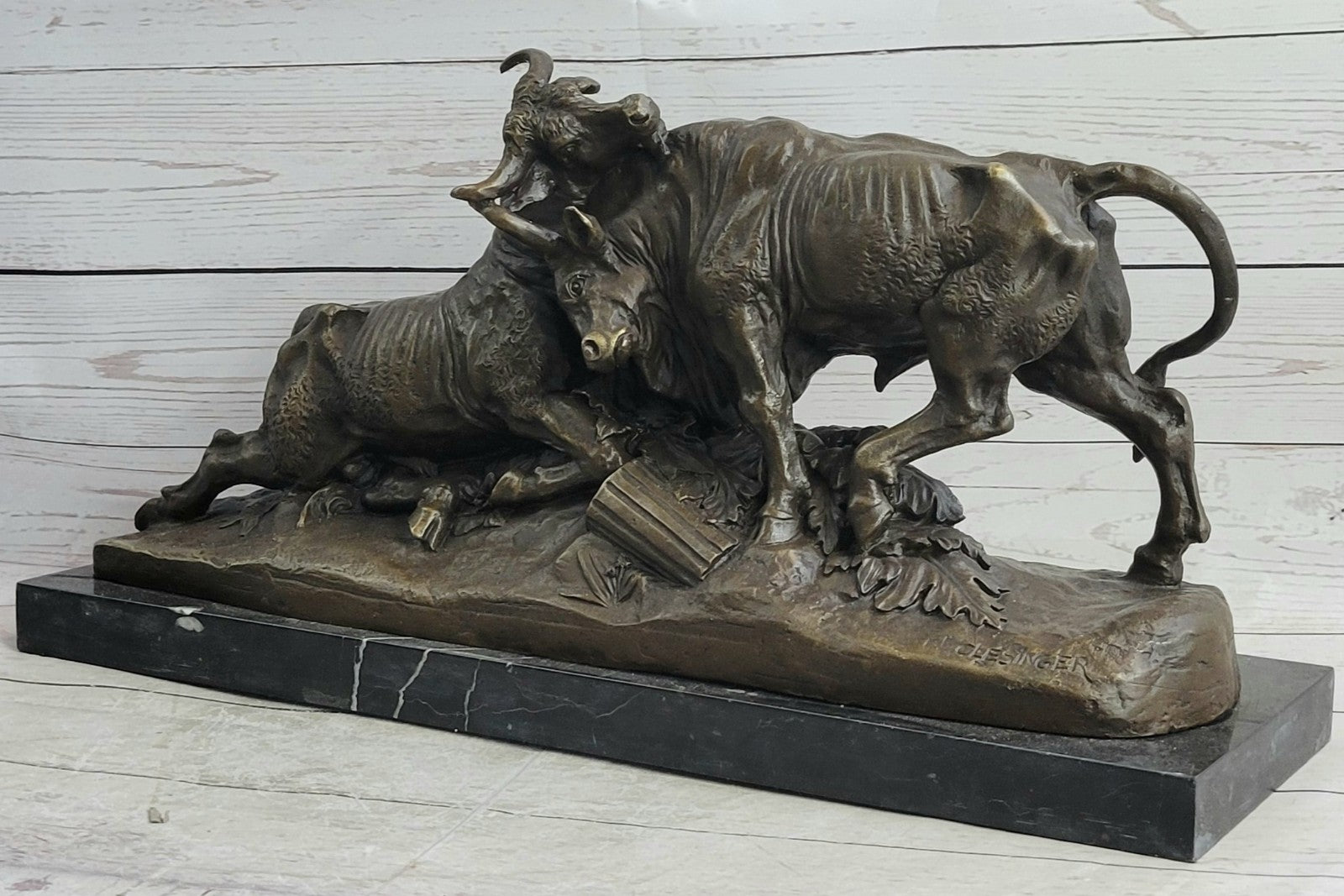 Hot Cast Bronze Figurine: Large Clesinger Fighting Bulls Sculpture, Artwork from Spain