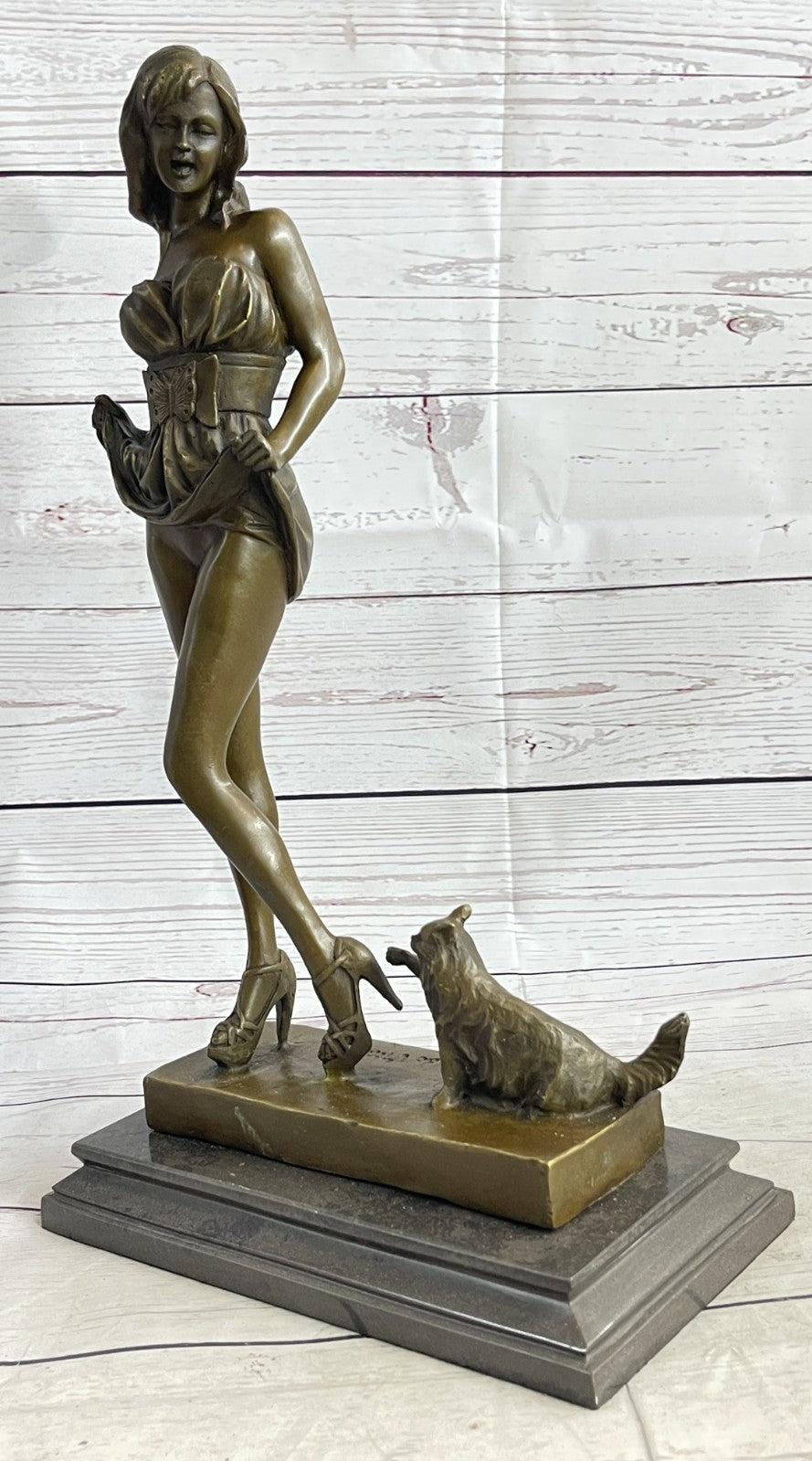 Handcrafted bronze sculpture Nude Woman Alluring Vitaleh Aldo Original Signed
