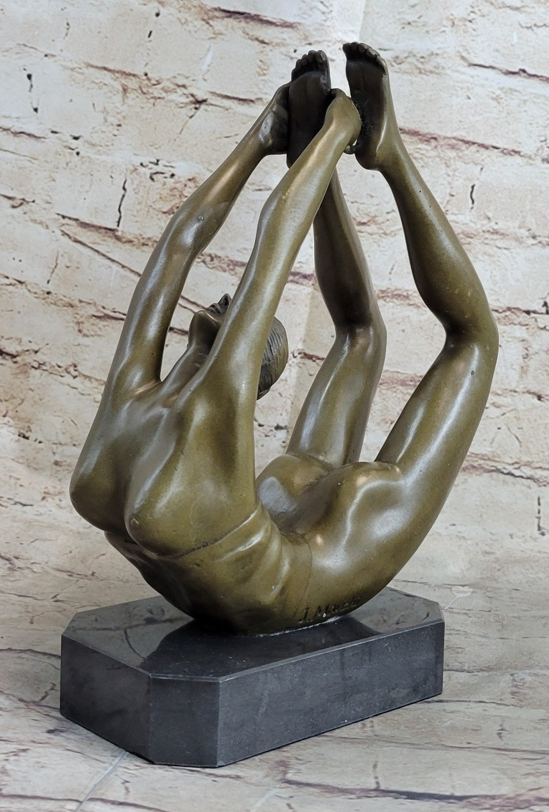 Lovely Vintage Art Deco French Bronze Nude Female Gymnast Acrobat Statue Mavchi