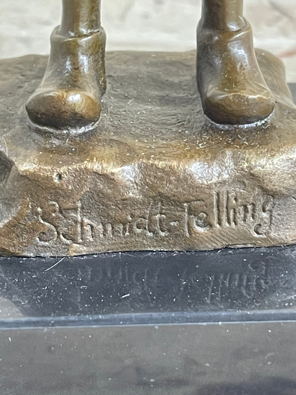 Hand Made Hot Cast Little Boy Smoking Humorous Bronze Sculpture Figurine