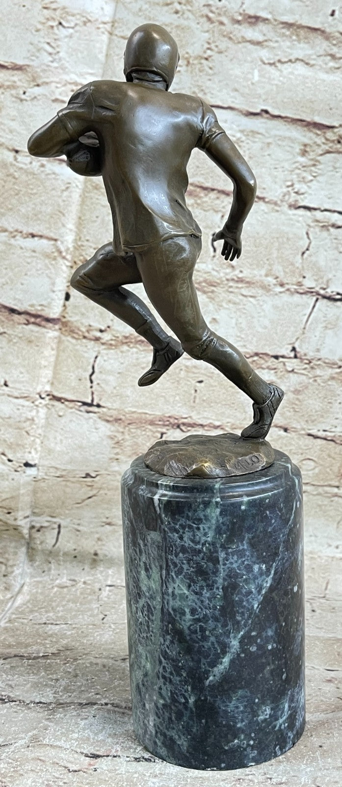 Bronze Sculpture Collectible Statue Sports 100% Football Player Hot Cast Décor