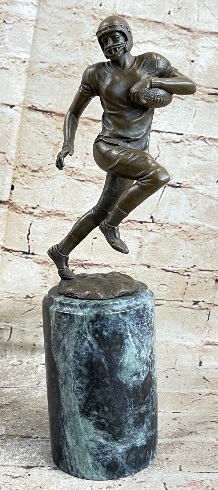 Bronze Sculpture Collectible Statue Sports 100% Football Player Hot Cast Décor