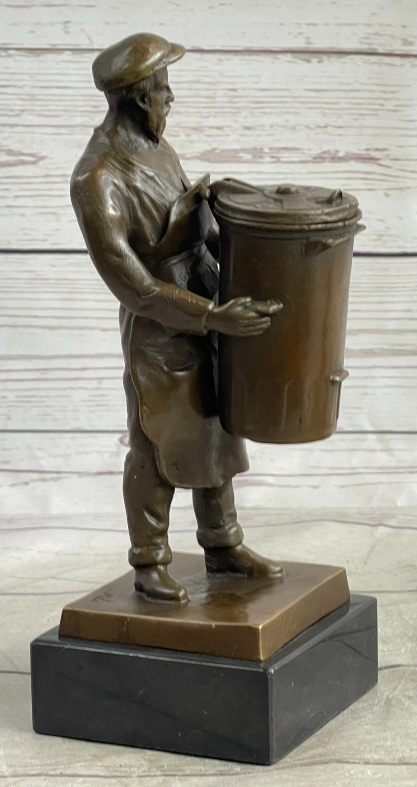 BRONZE FOUNDRY WORKER W/LARGE CAN HAND MADE SCULPTURE HOME OFFICE DECORATION