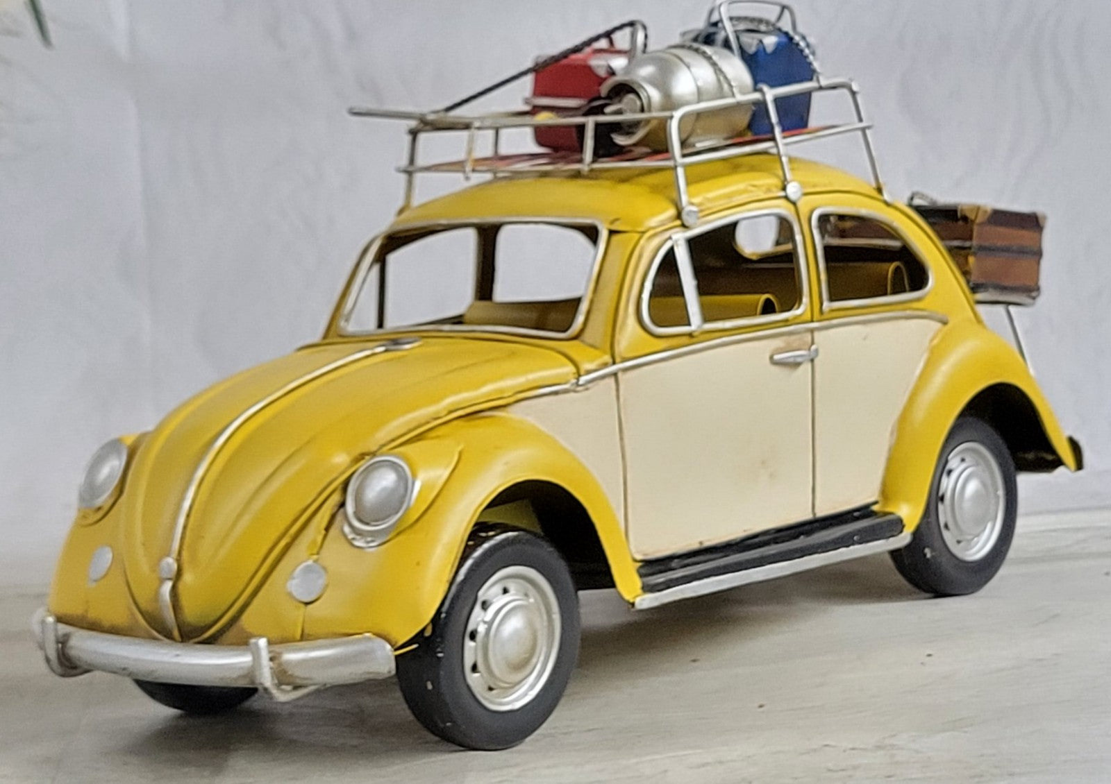 Vintage handmade iron art roof rack for luggage frame decoration beetle model