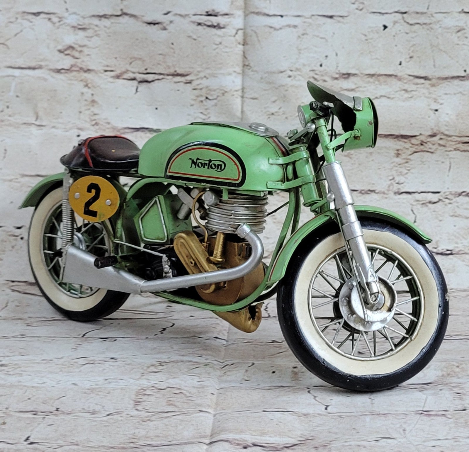 ``1962 NORTON COMMANDO MOTORCYCLE`` Toy Motorbike Bike Decoration Fine Artwork