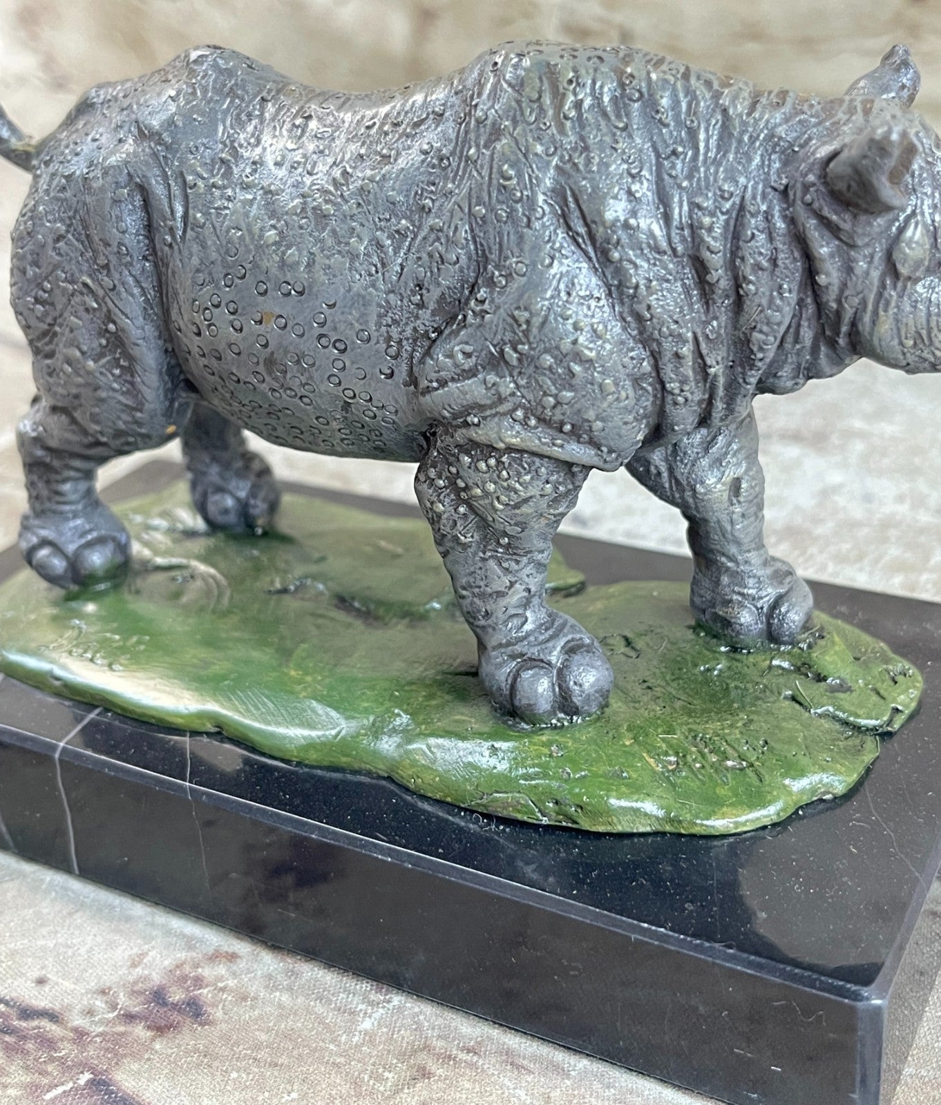 Stunning and Lifelike Bronze Rhino Sculpture by Dali Hot Cast Figurine Figure
