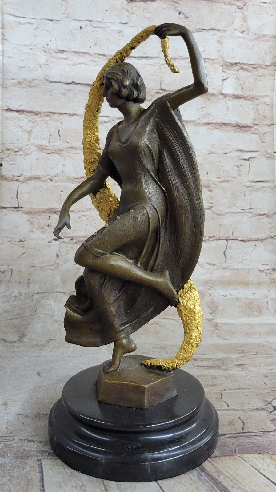 Museum Quality Classic Art Deco Lady 100% Real Bronze Sculpture Made by Lost Wax