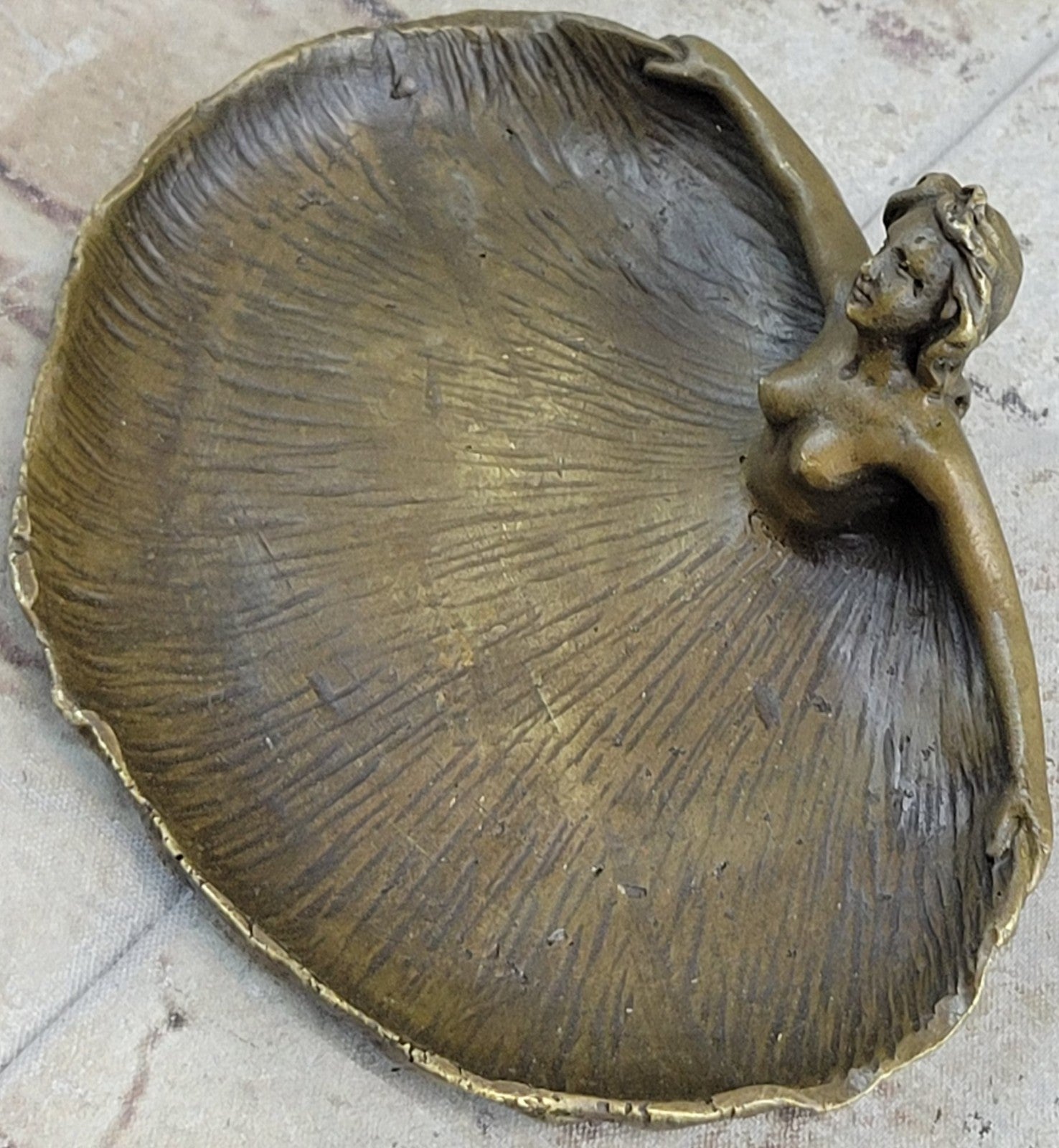 Rubin Special Circular Patina Jewelry Tray Bronze Sculpture Statue Figure Nude