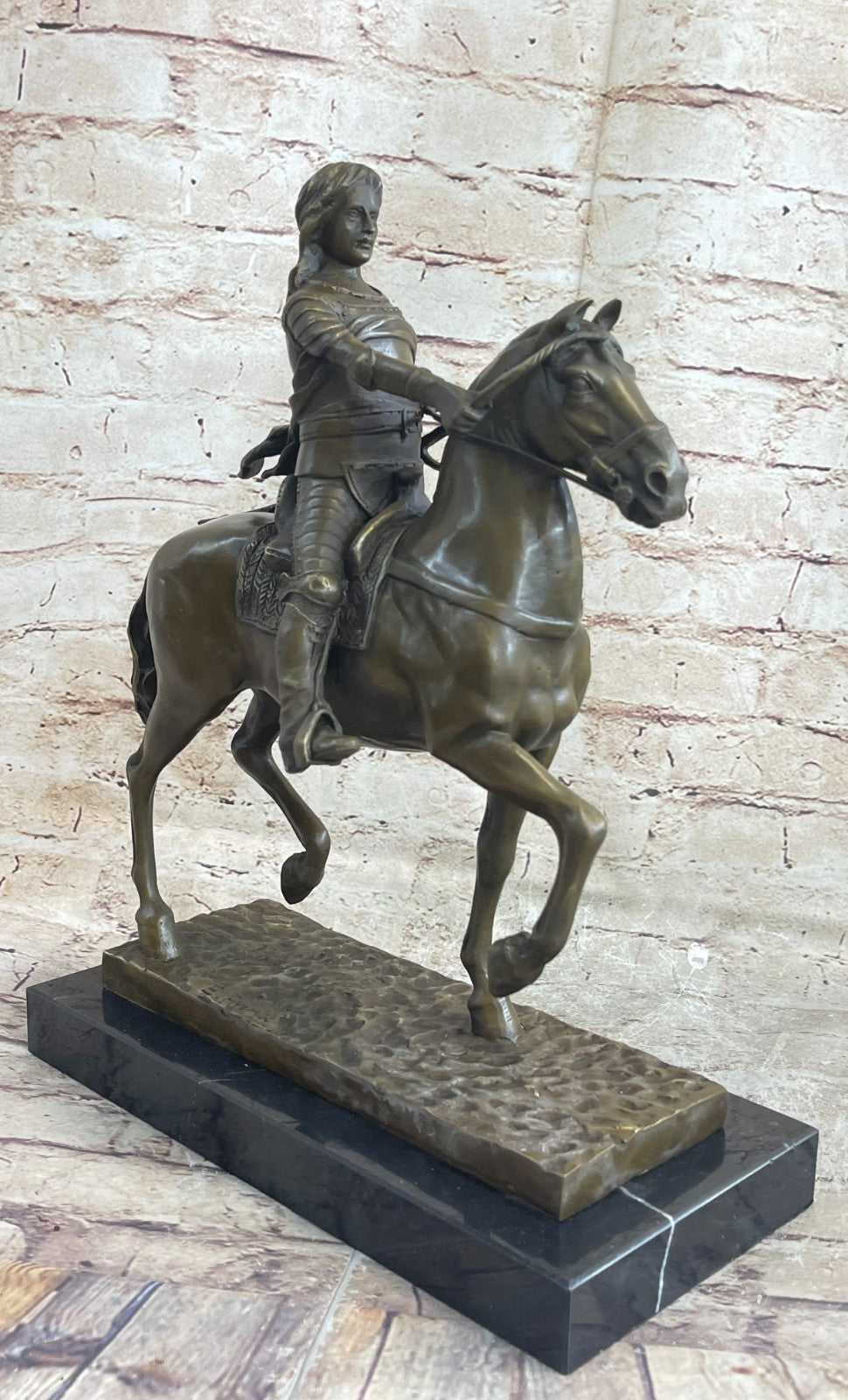 West Bronze Marble European warrior Hold Sword Pirate Art Deco Sculpture