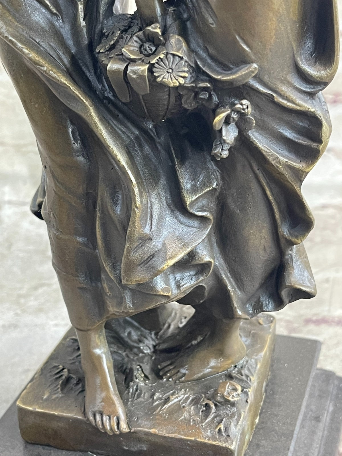 Handcrafted bronze sculpture SALE Flowe In Girl Young Two Moreau By Consolation