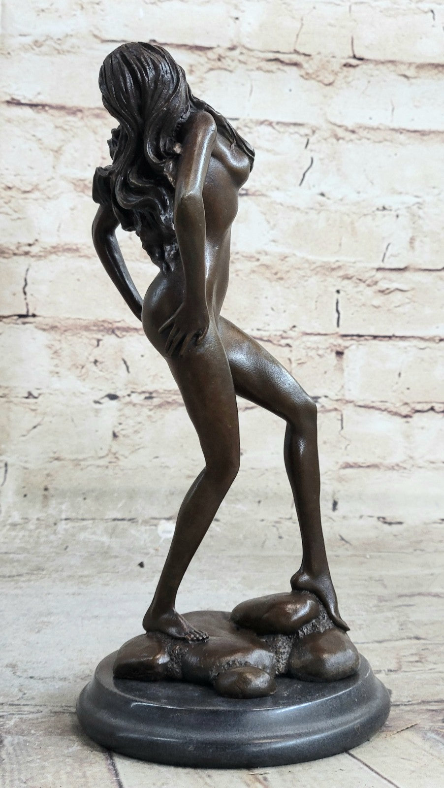Buy Sensual Nude Female Athlete Bronze Sculpture – Large Marble Art Statue for Sale