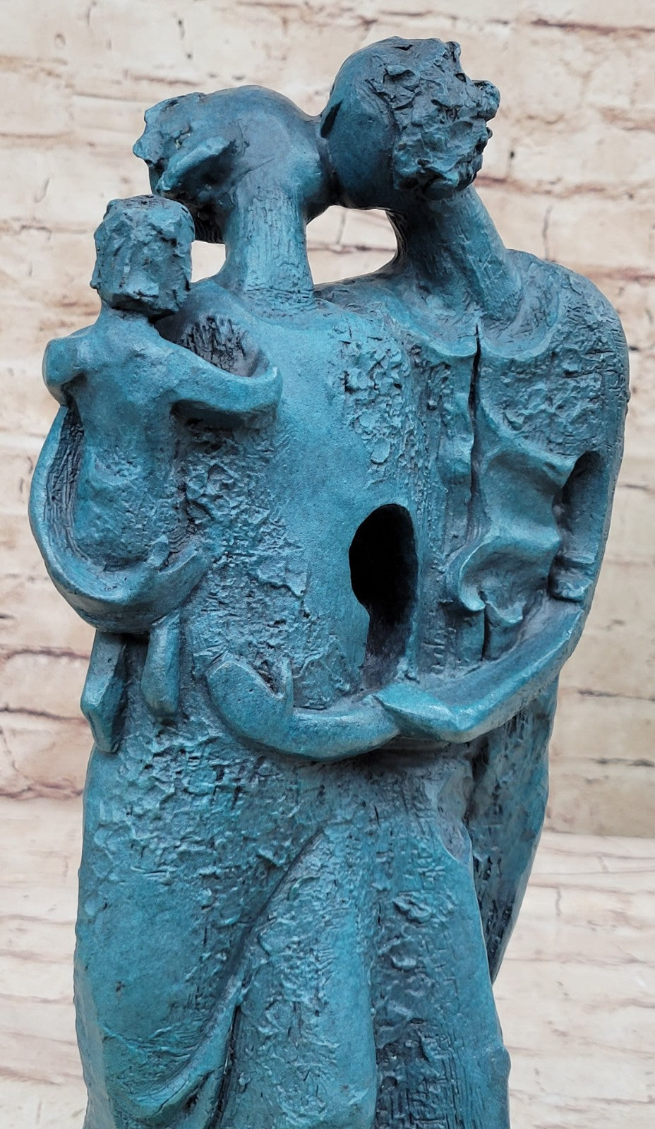 Handcrafted Dali Bronze Sculpture Man and Woman and Baby Home Decoration