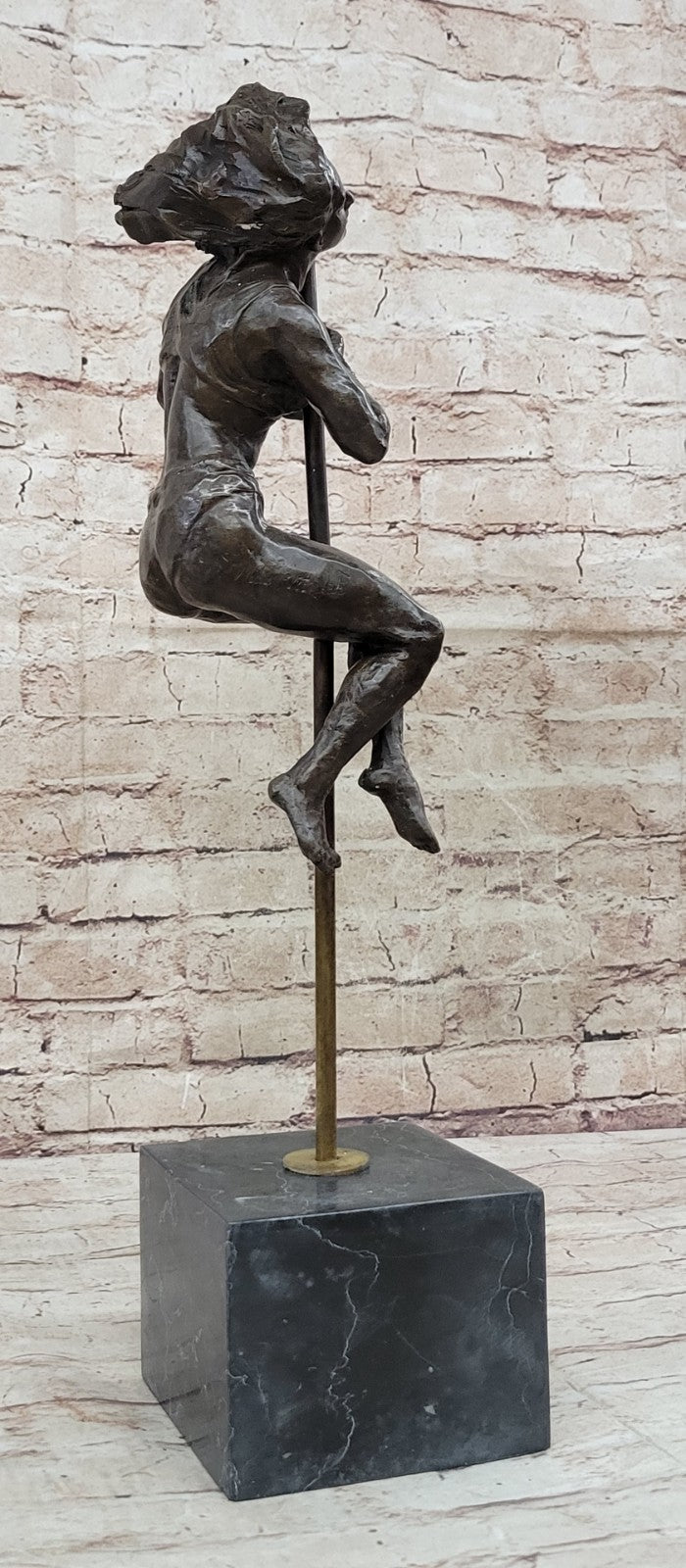 Handcrafted bronze sculpture SALE Cirq Vitaleh Aldo Artist Italian Handcrafted