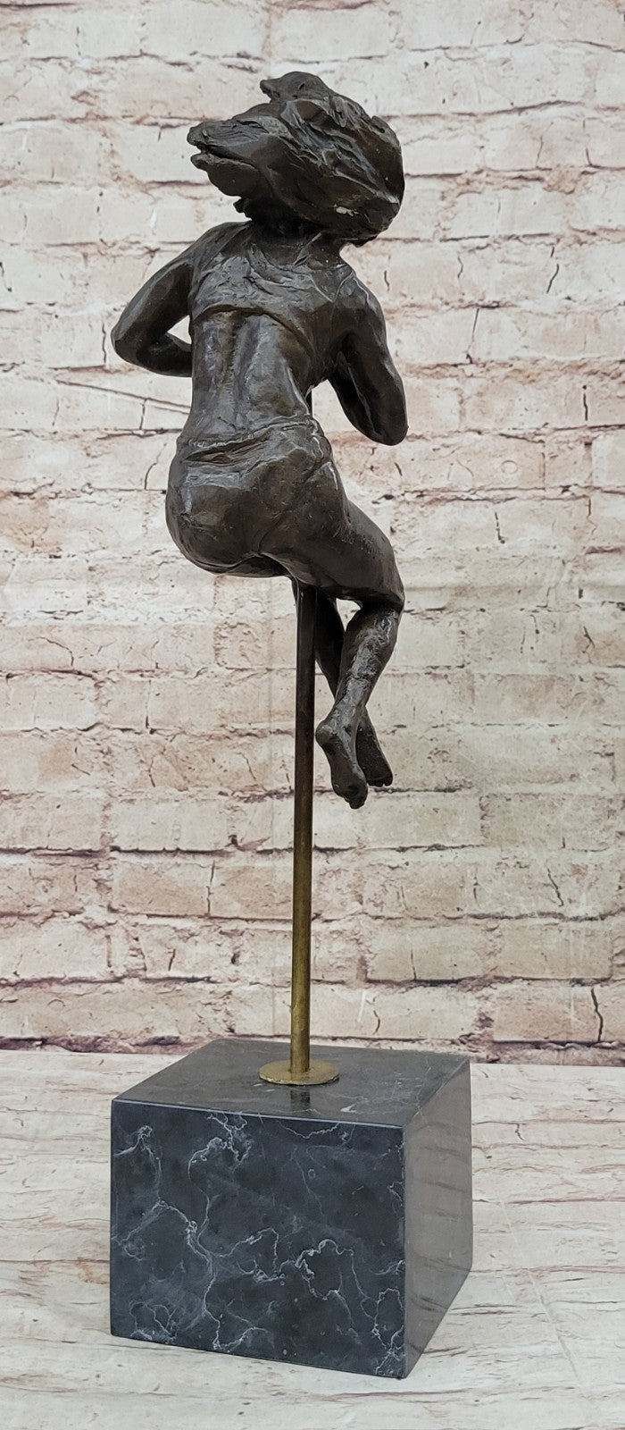 Handcrafted bronze sculpture SALE Cirq Vitaleh Aldo Artist Italian Handcrafted