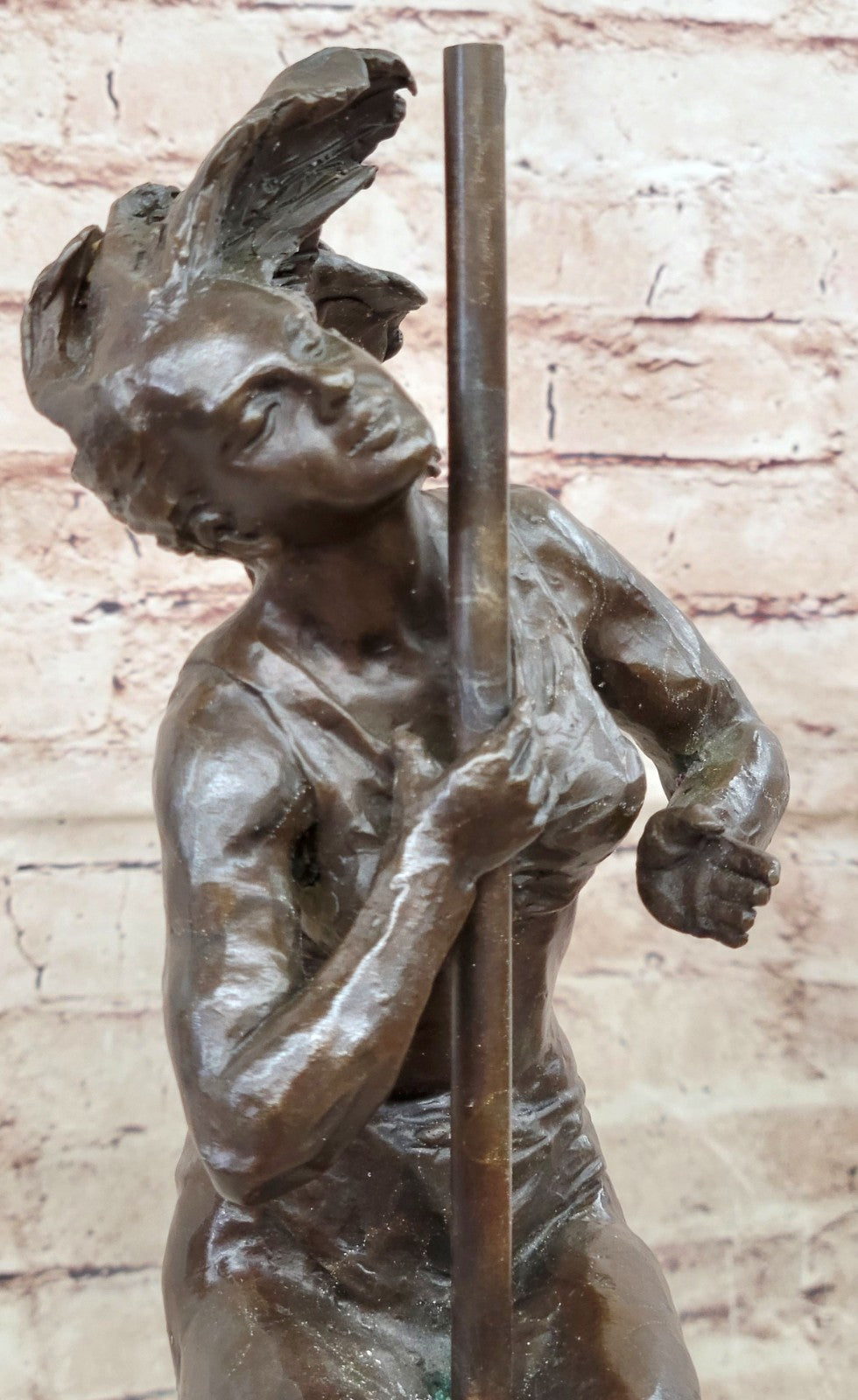 Handcrafted bronze sculpture SALE Cirq Vitaleh Aldo Artist Italian Handcrafted