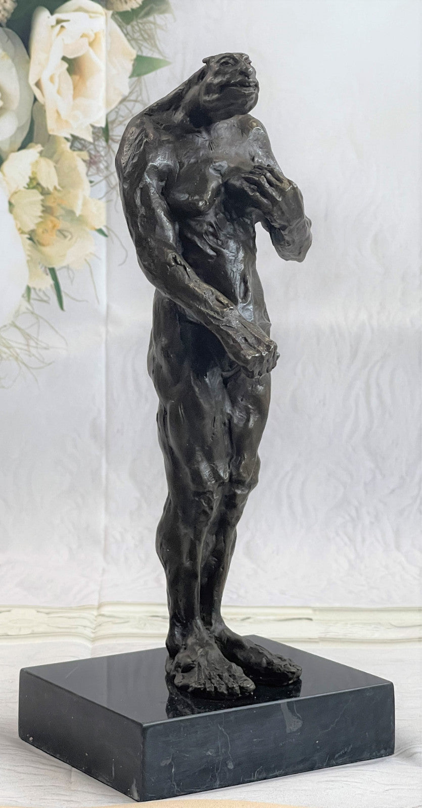 Historical Abstract Creature Indoor Outdoor Bronze Sculpture Statue Hand Art T