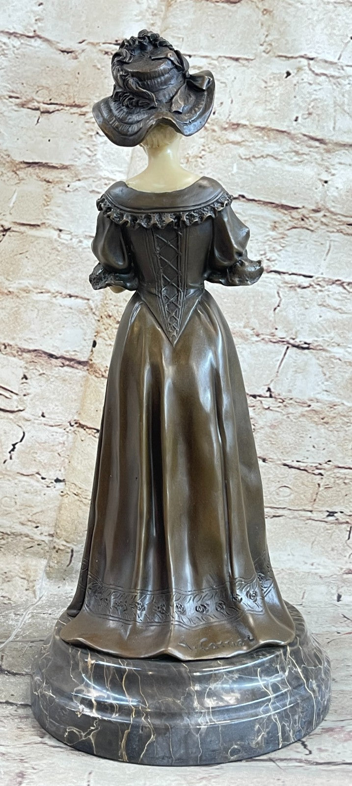 Hot Cast Vienna Female Victorian Style Bronze Sculpture Signed Carrier Figure