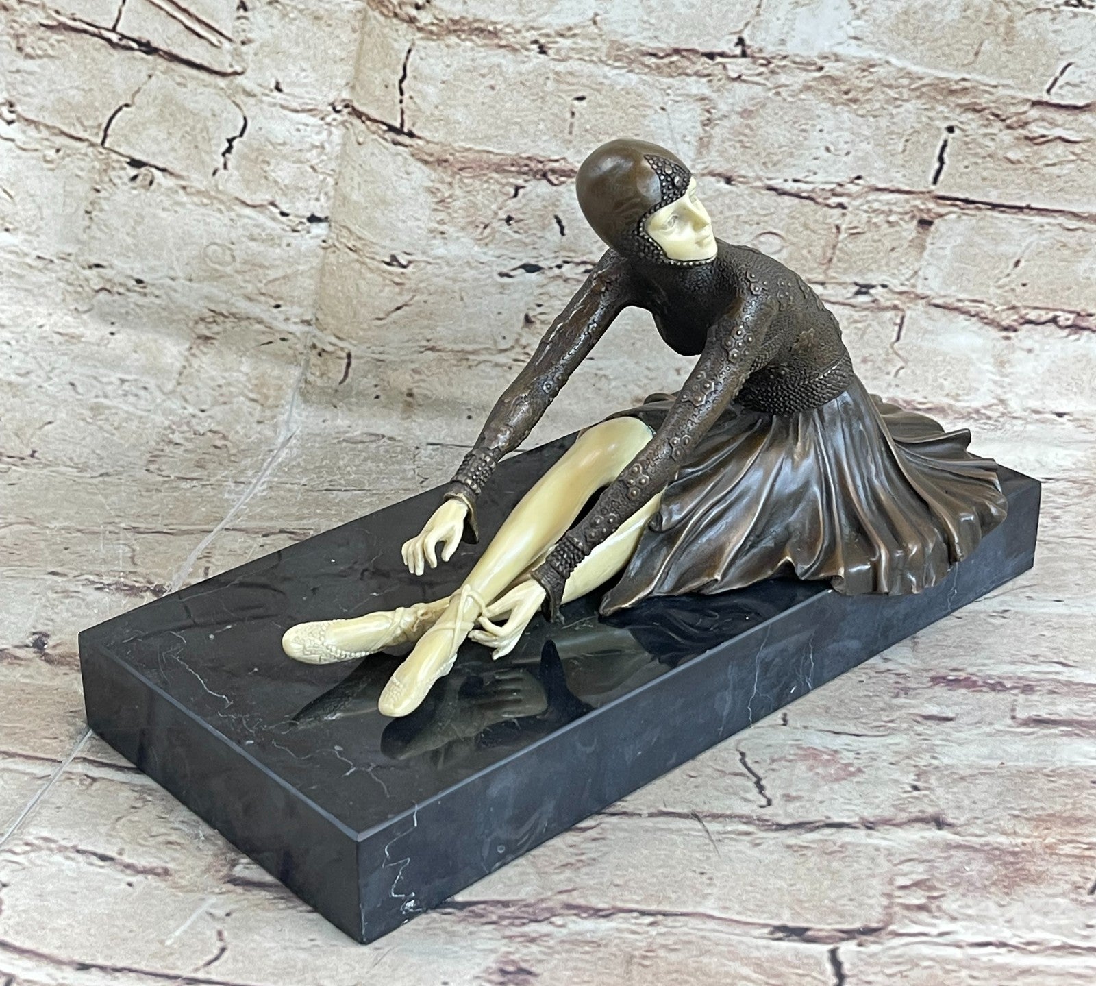 Young Dance Lady Handcrafted Elegant Bronze Sculpture Statue Figurine Figure T