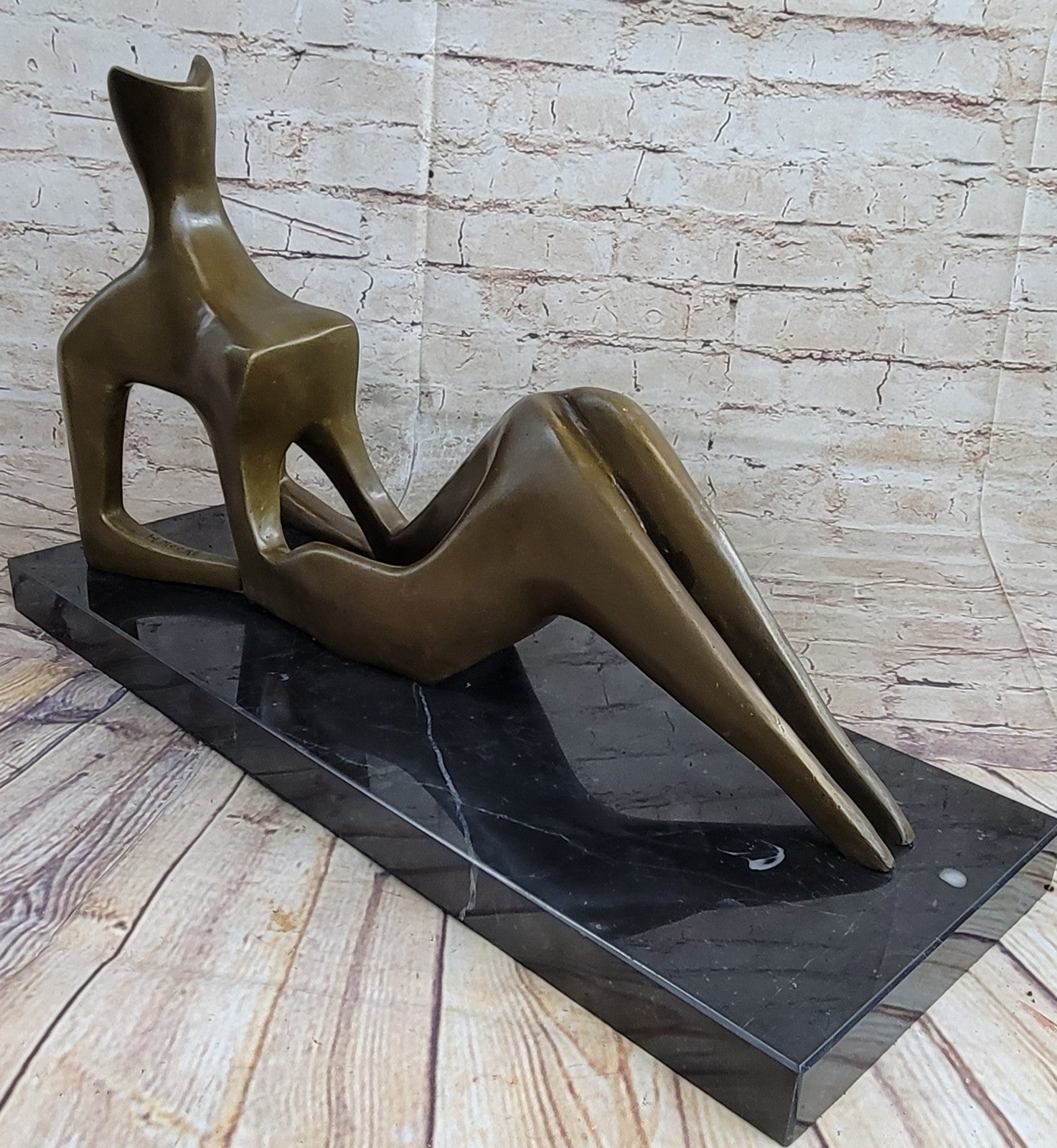 BRONZE AFTER HENRY MOORE SCULPTURE MODERN ABSTRACT SLEEPING WOMAN SCUPTURE