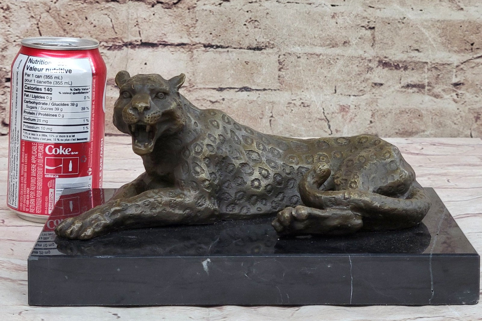 Stunning Art Deco Wildlife Sculpture in Bronze, Depicting a Powerful Cheetah, Masterpiece Figurine