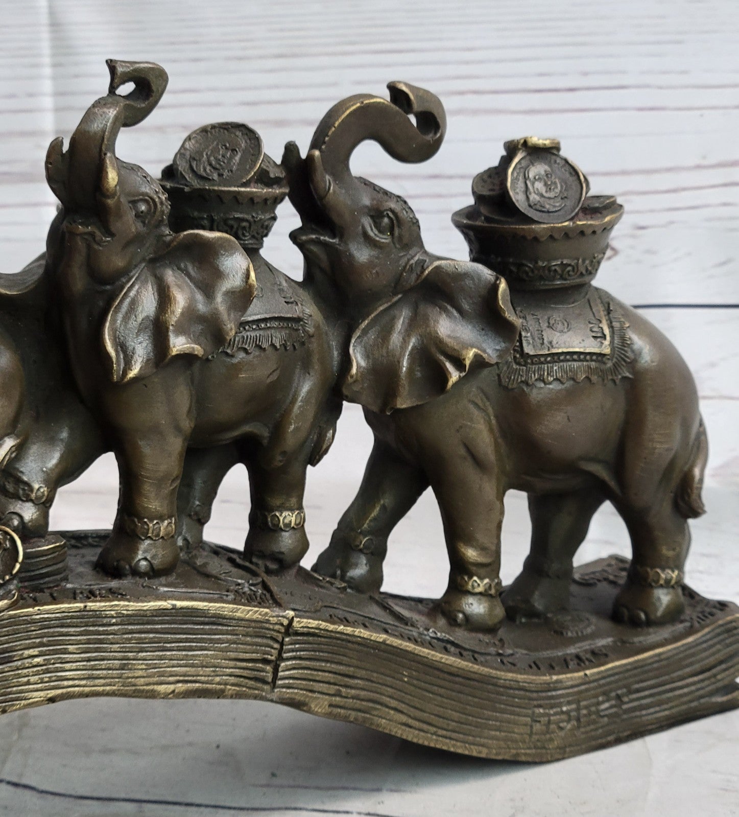 Art Deco Pack of Elephant Sign of Prosperity and Luck Bronze Sculpture Statue