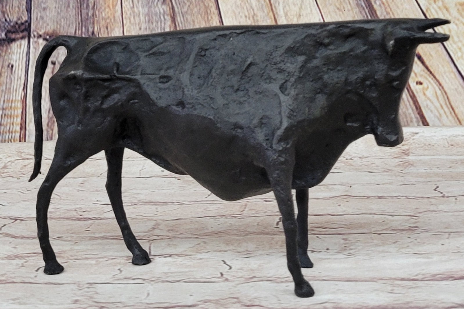 ABSTRACT HOTCAST BRONZE (CUBIST - PICASSO STYLE) BULL STATUE ( SIGNED ) FIGURINE