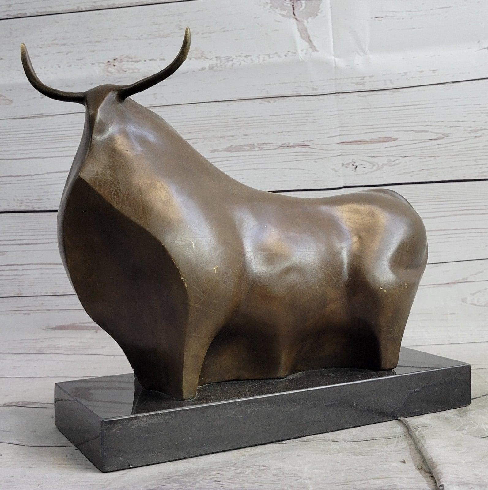 Bronze Sculpture Collectible Home Office Decoration Botero Bull Sale Figurine