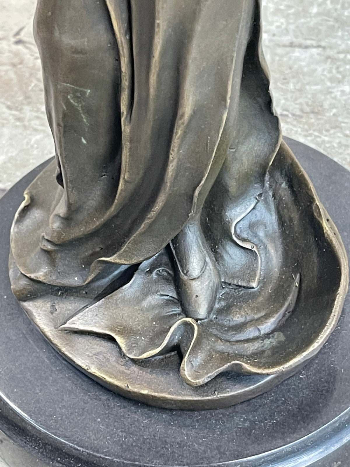 Handcrafted Collectible By Lost Wax Method Beautiful Maiden Bronze Sculpture