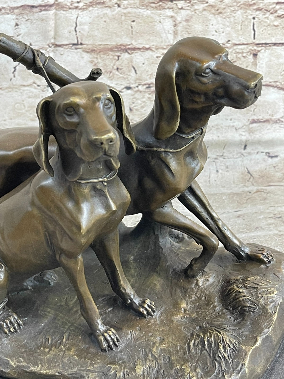 Two Large Pointers Hunting Dog Bird Water Dogs Bronze Marble Statue Home Decor