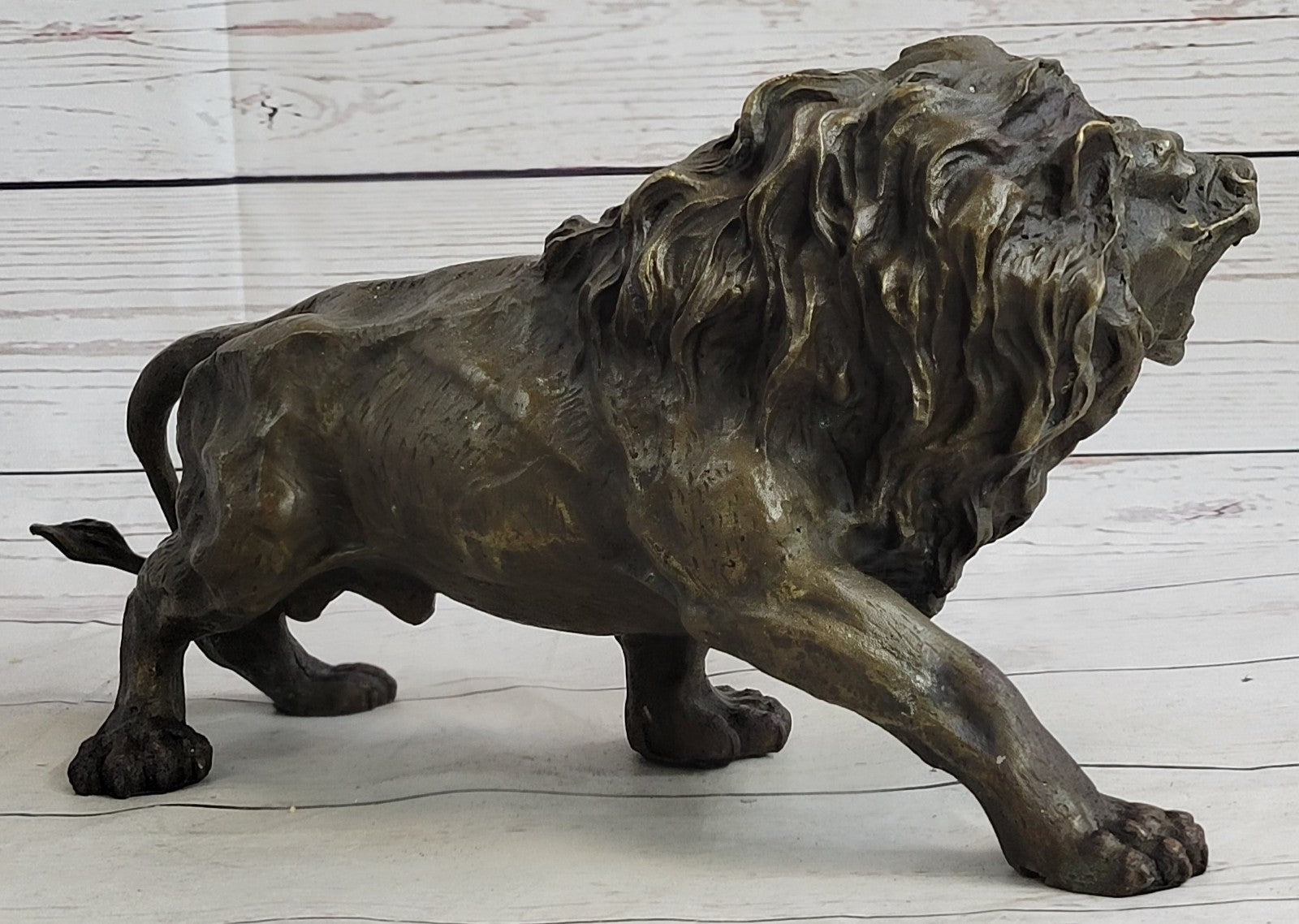 Handcrafted bronze sculpture SALE Deco Art Lion African Wildlife Cast Hot