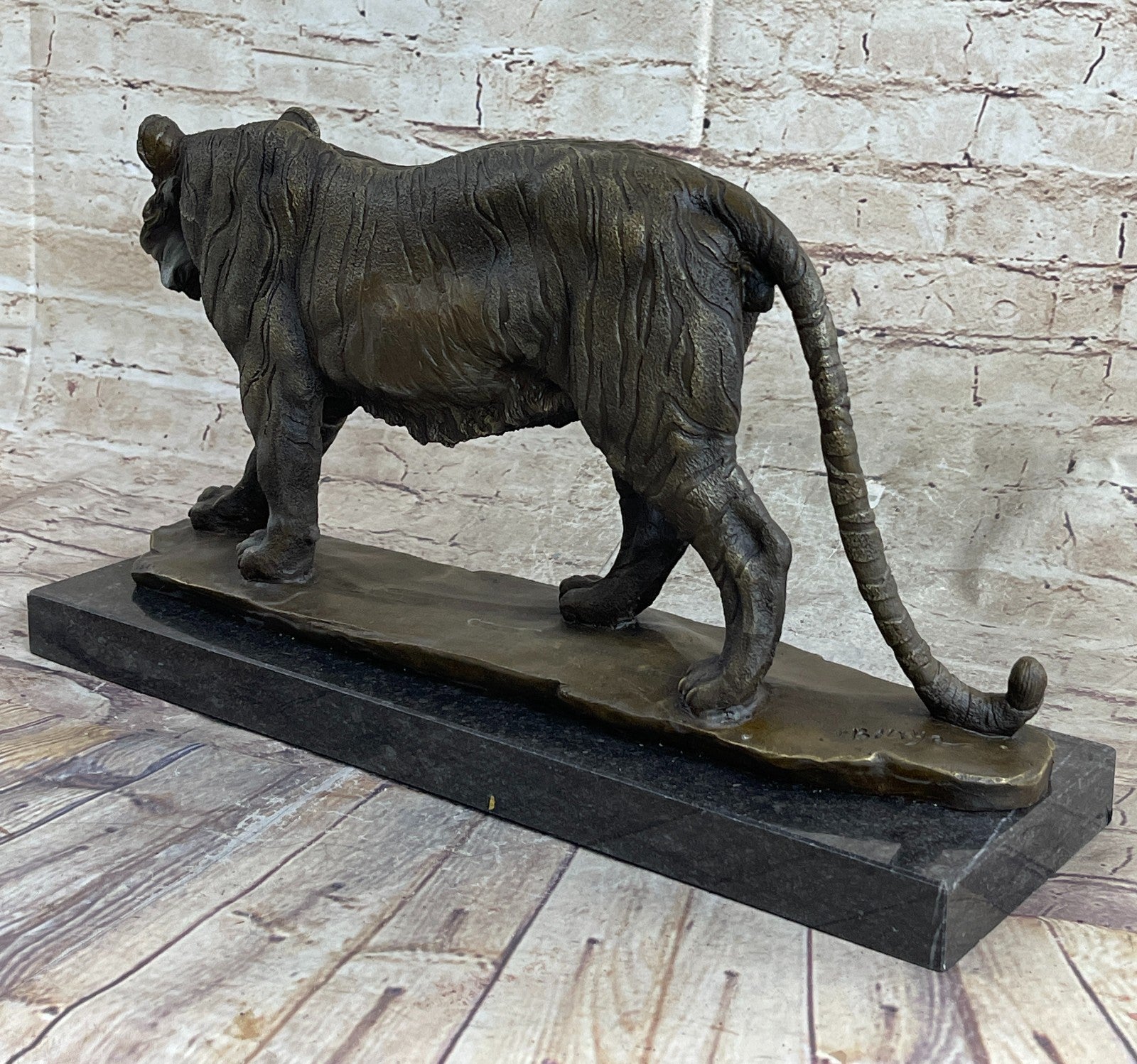 Real Bronze Bengal Tiger Statue on Stone – Majestic Indian Big Cat Sculpture for Sale
