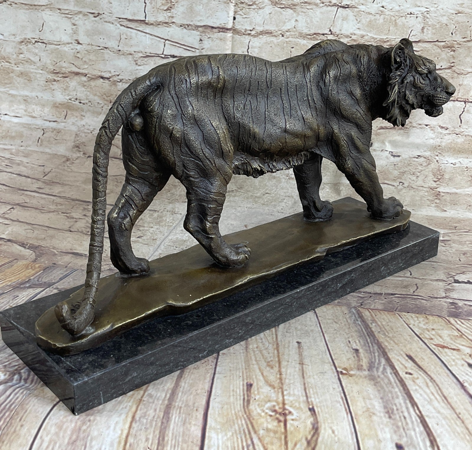 Real Bronze Bengal Tiger Statue on Stone – Majestic Indian Big Cat Sculpture for Sale