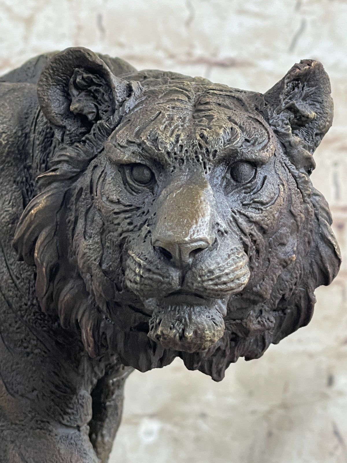 Real Bronze Bengal Tiger Statue on Stone – Majestic Indian Big Cat Sculpture for Sale