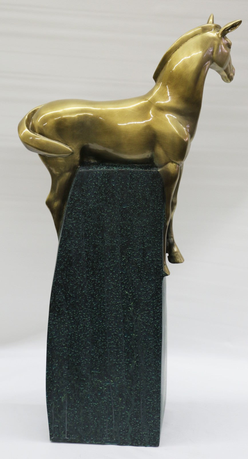 European Design Sitting Thoroughbred Horse Cast Bronze Garden Statue Figure DEAL