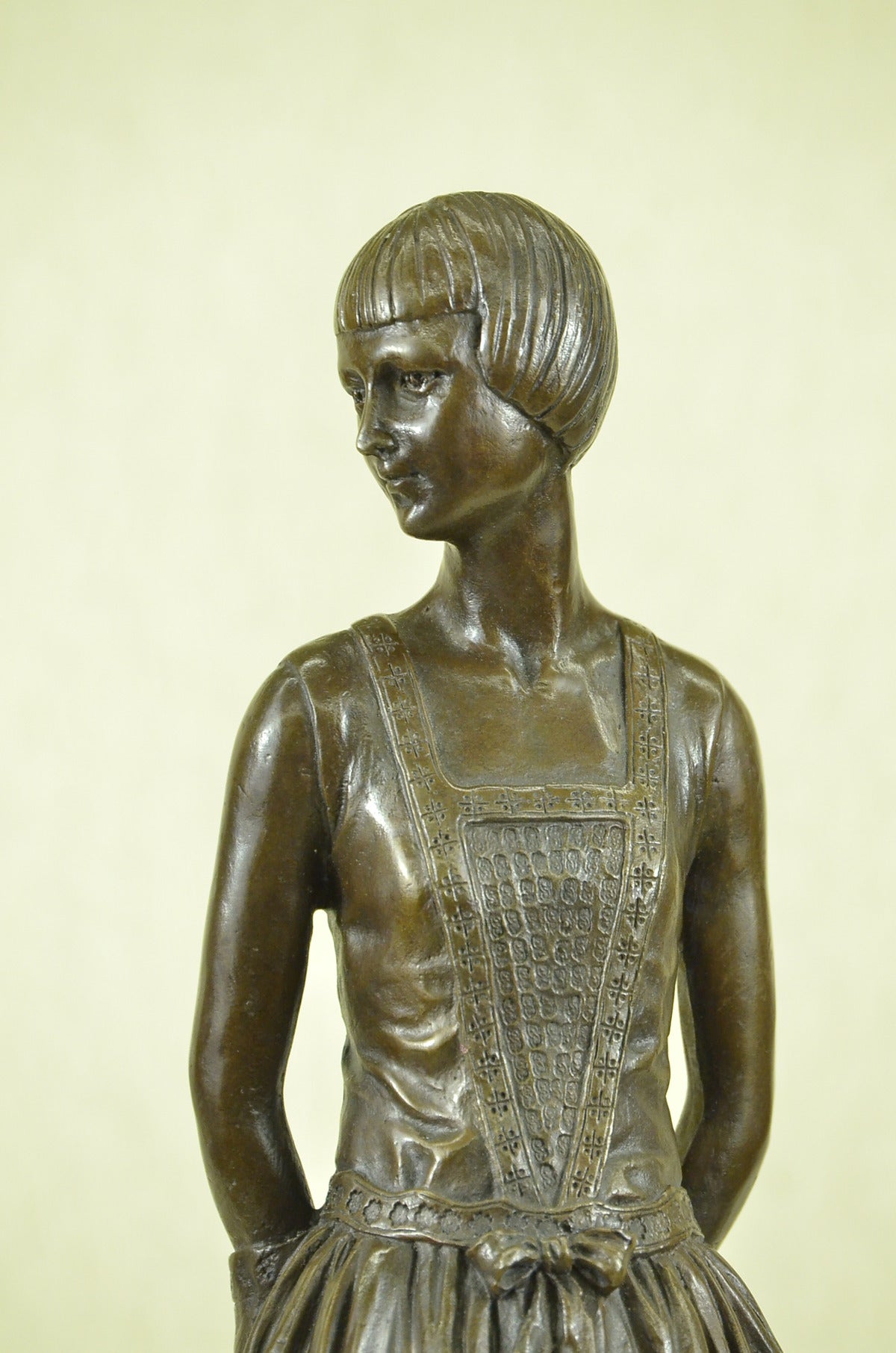 Handcrafted Bronze Sculpture – Home Base Marble “Housewife Mom” Original Signed by Milo – Perfect Gift for Mom