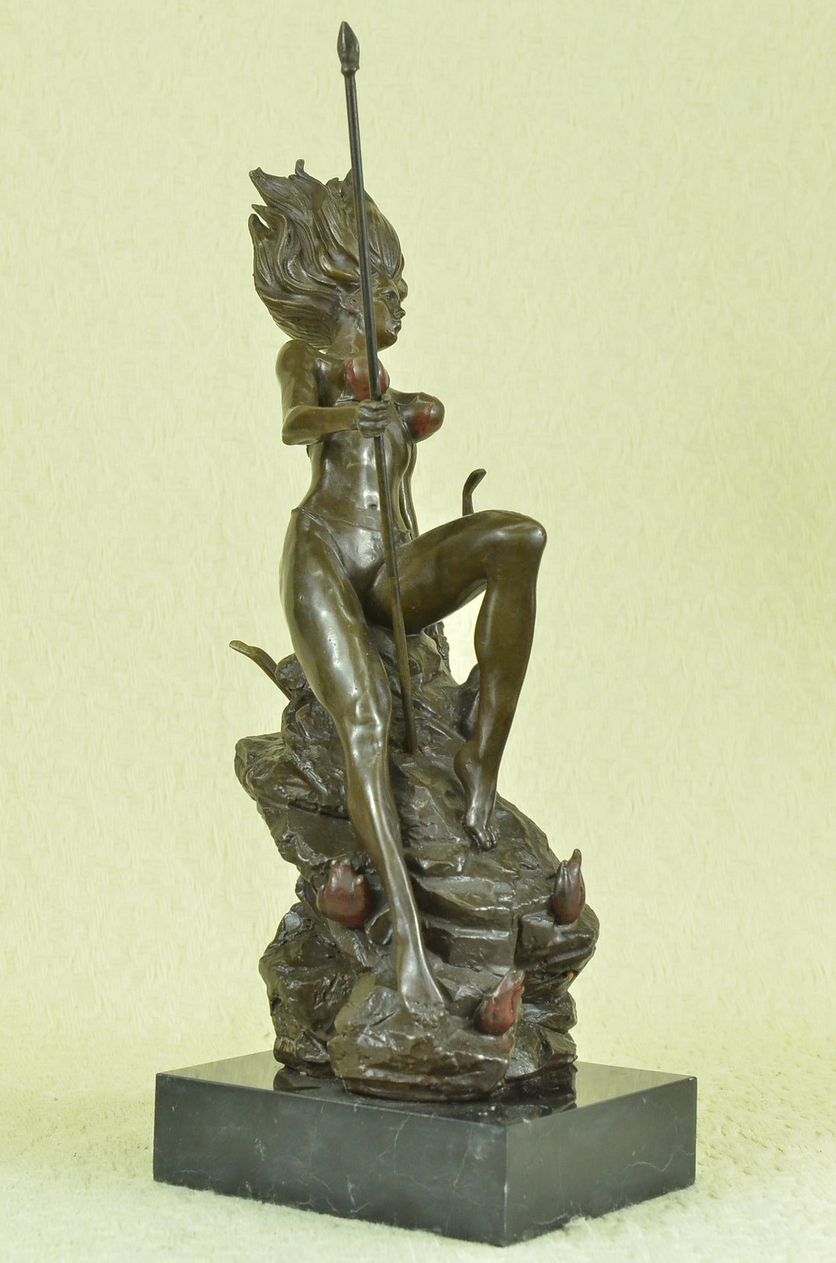 NUDE FEMALE WARRIOR AMAZON BUST Handcrafted Bronze Sculpture Statue Figurine T