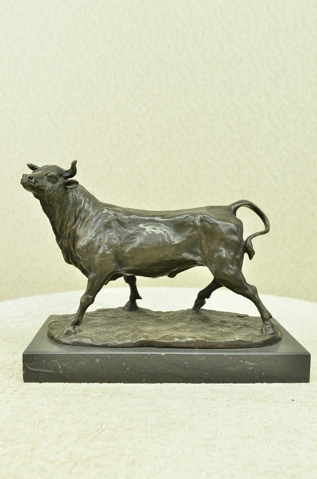 Western Art Decor Copper Bronze Sculpture Cattle Bull Ox Cow Statue Figurine