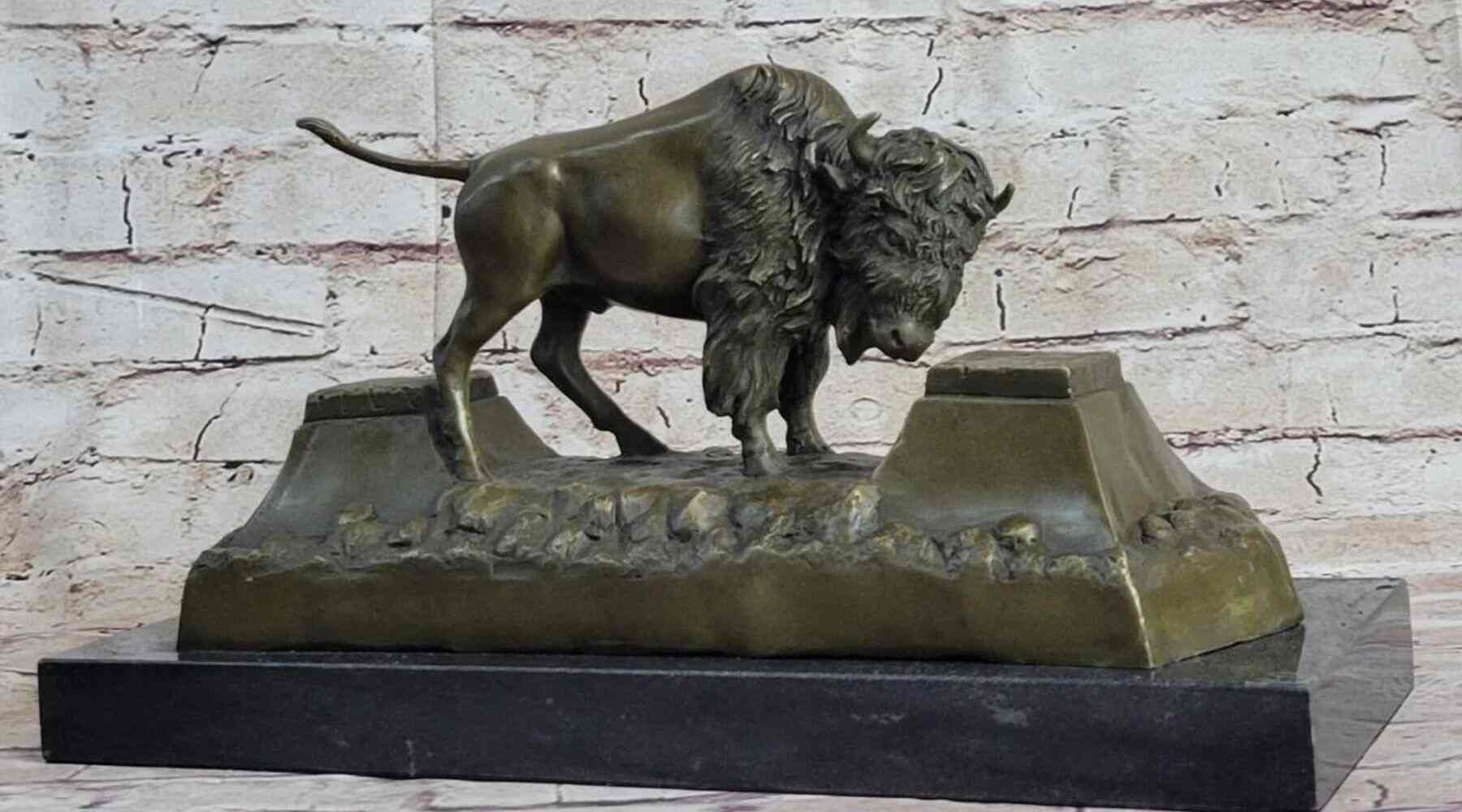Modern Bronze sculptures