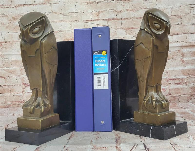 All-bronze modern cubist owl sculpture on a marble base, inspired by Salvador Dalí, Art Deco style