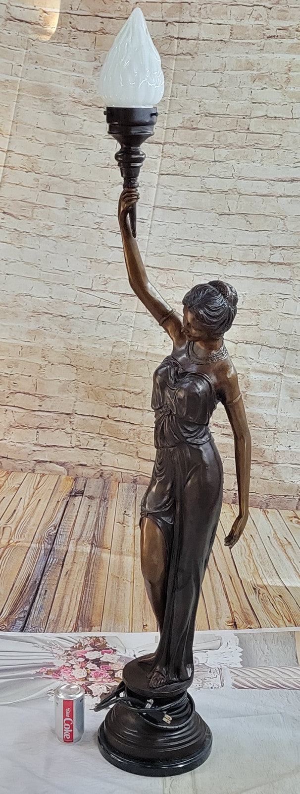 Art Deco/Nouveau Hot Cast Tall Woman French Lamp Bronze Sculpture Statue Deal