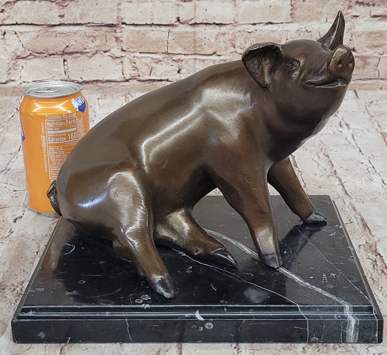 Bronze Art Deco Farm Decor Happy Pig Hand Made Detailed Statue Marble Figure Artwork