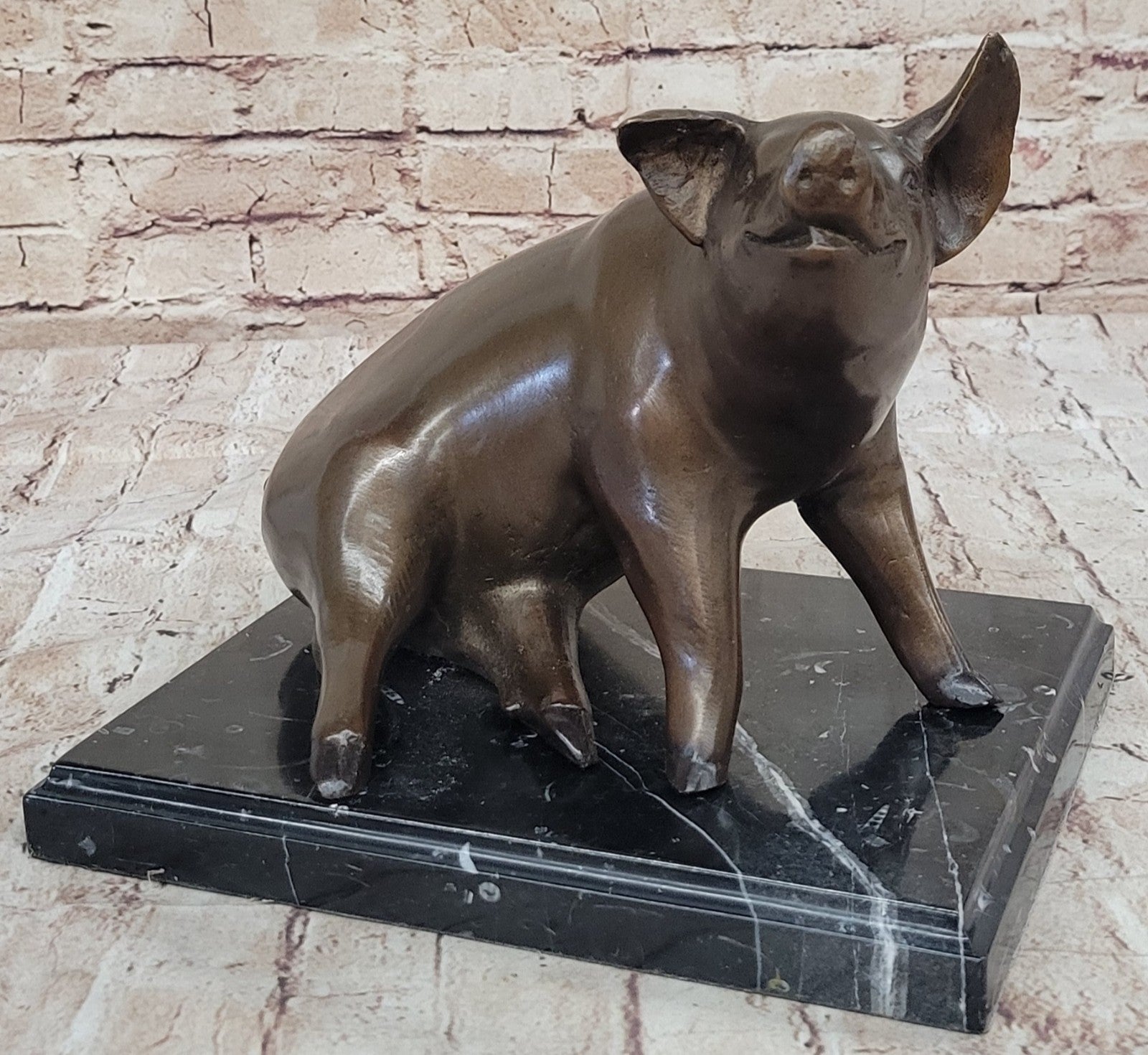 Bronze Art Deco Farm Decor Happy Pig Hand Made Detailed Statue Marble Figure Artwork