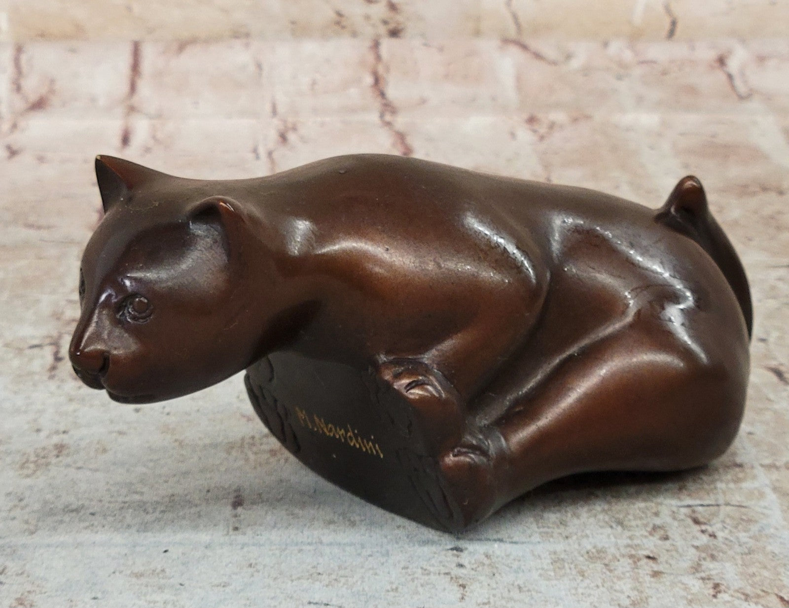 China Pure Royal Palace Bronze Copper Feng Shui lovely Cat Feline Figurine