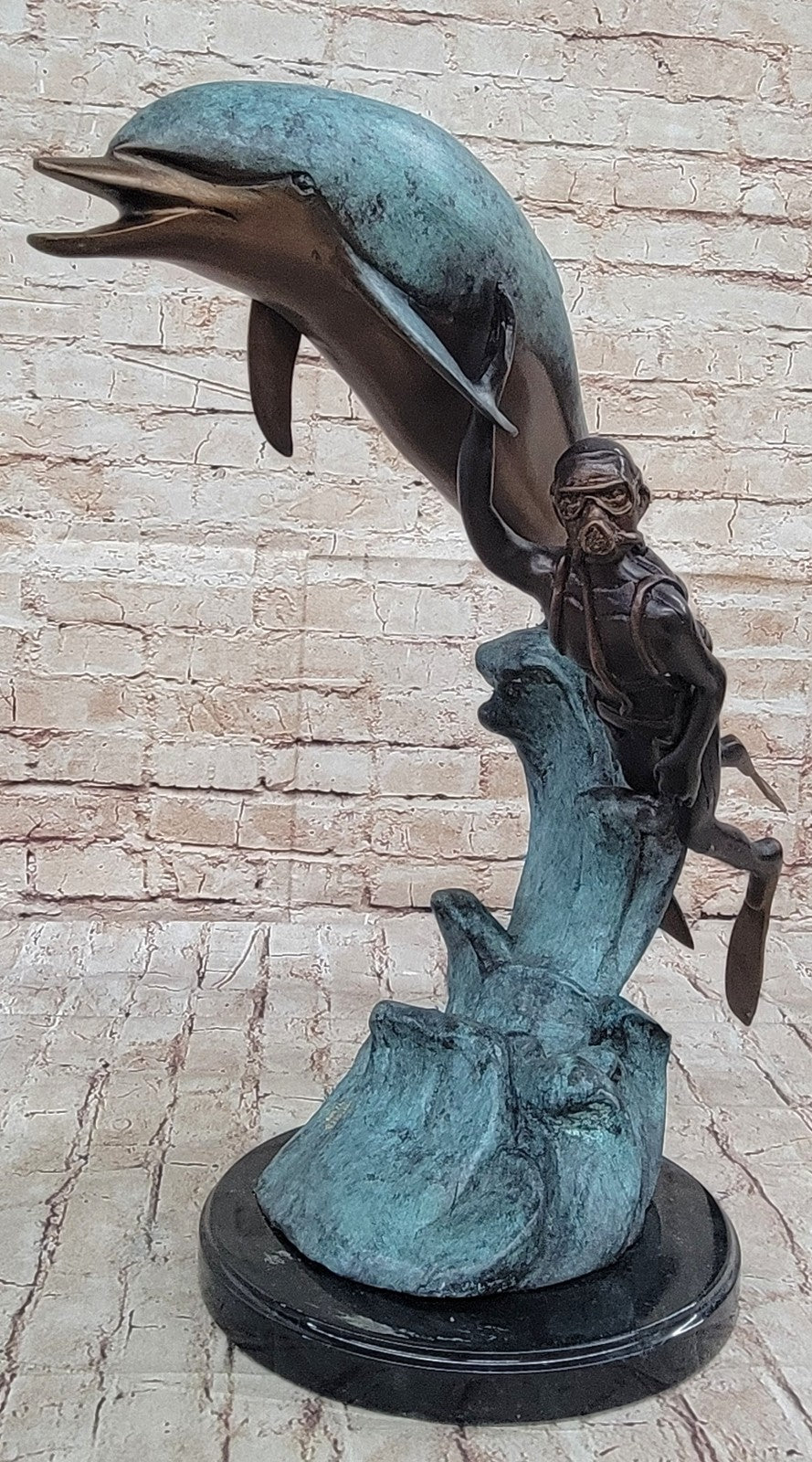 Statue, MKV Diver, "On the Move", Bronze, with Large Whale Figurine Marble Figure