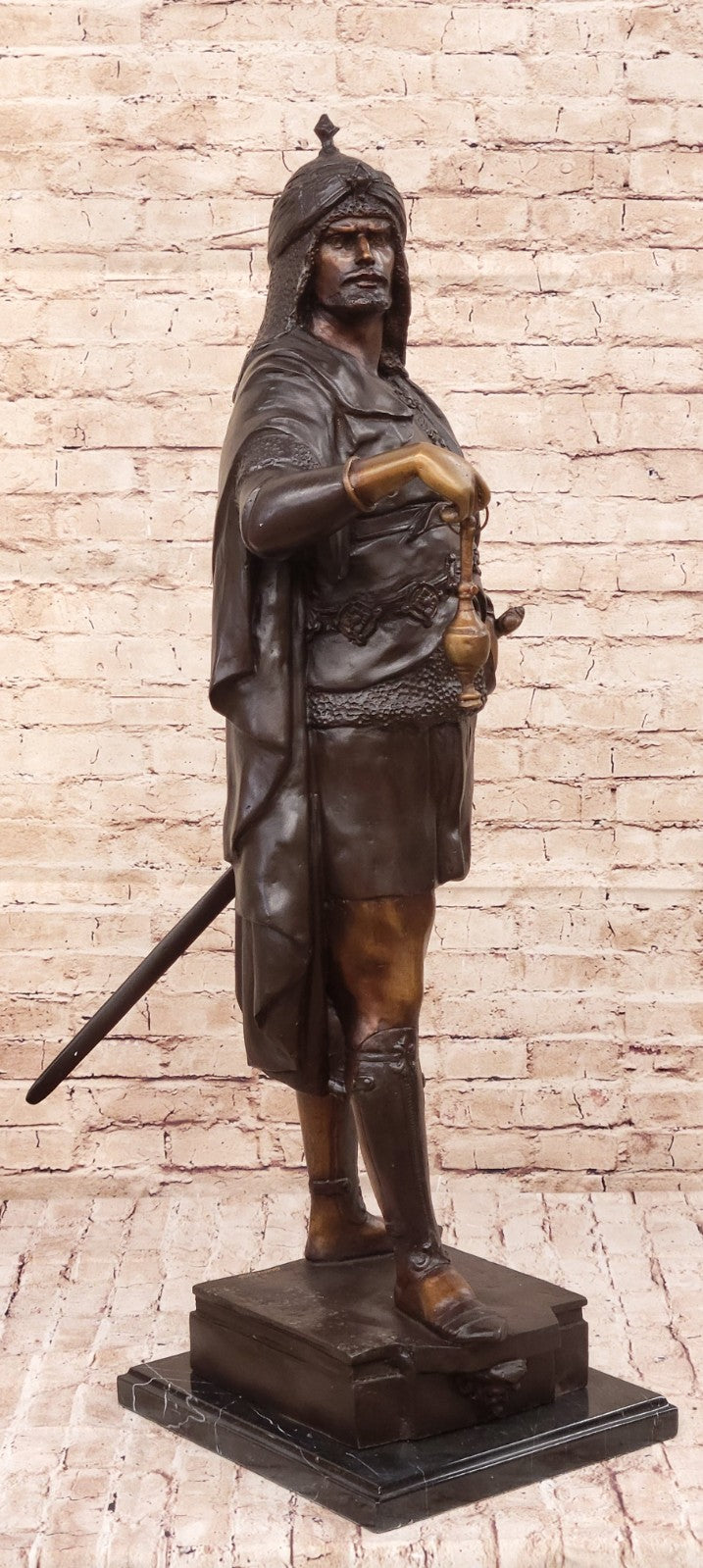 Handcrafted Artwork Bronze Figure Decoration Depict Museum Original Quality