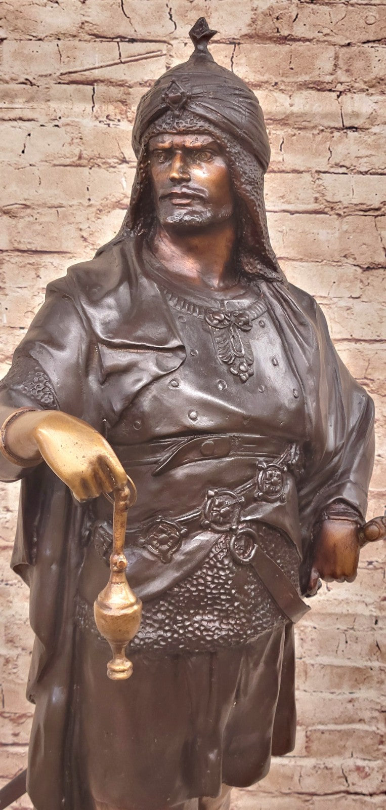 Handcrafted Artwork Bronze Figure Decoration Depict Museum Original Quality