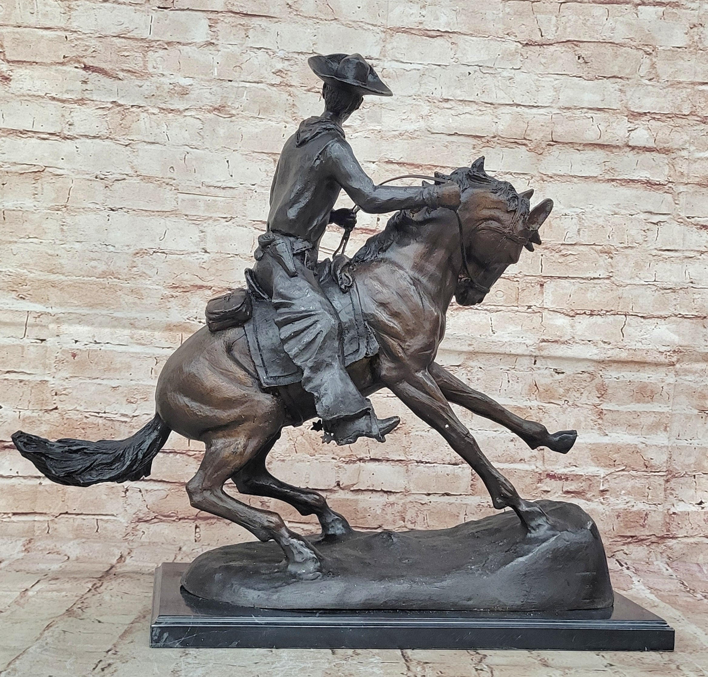 Fredrick Remington "Cowboy on Horse" Western Bronze Sculpture Figurine Figure